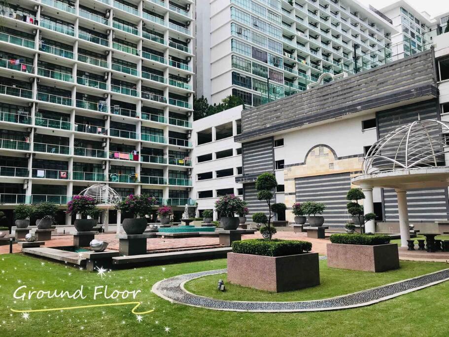 Mount Austin Palazio High Floor W Balcony 2-4pax With Tv Box 5mins Aeon B213 Apartment *