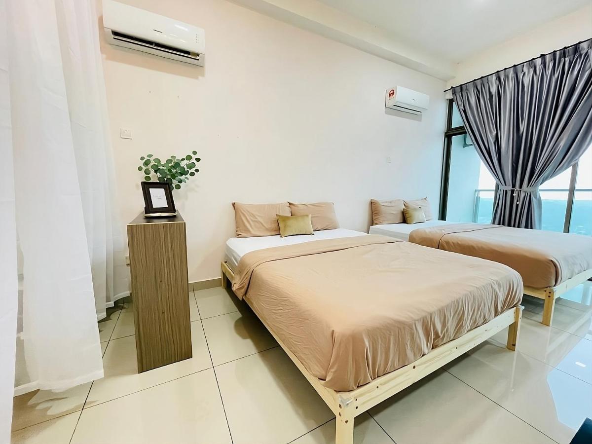 Mount Austin Palazio High Floor W Balcony 2-4pax With Tv Box 5mins Aeon B213 Apartment Johor Bahru